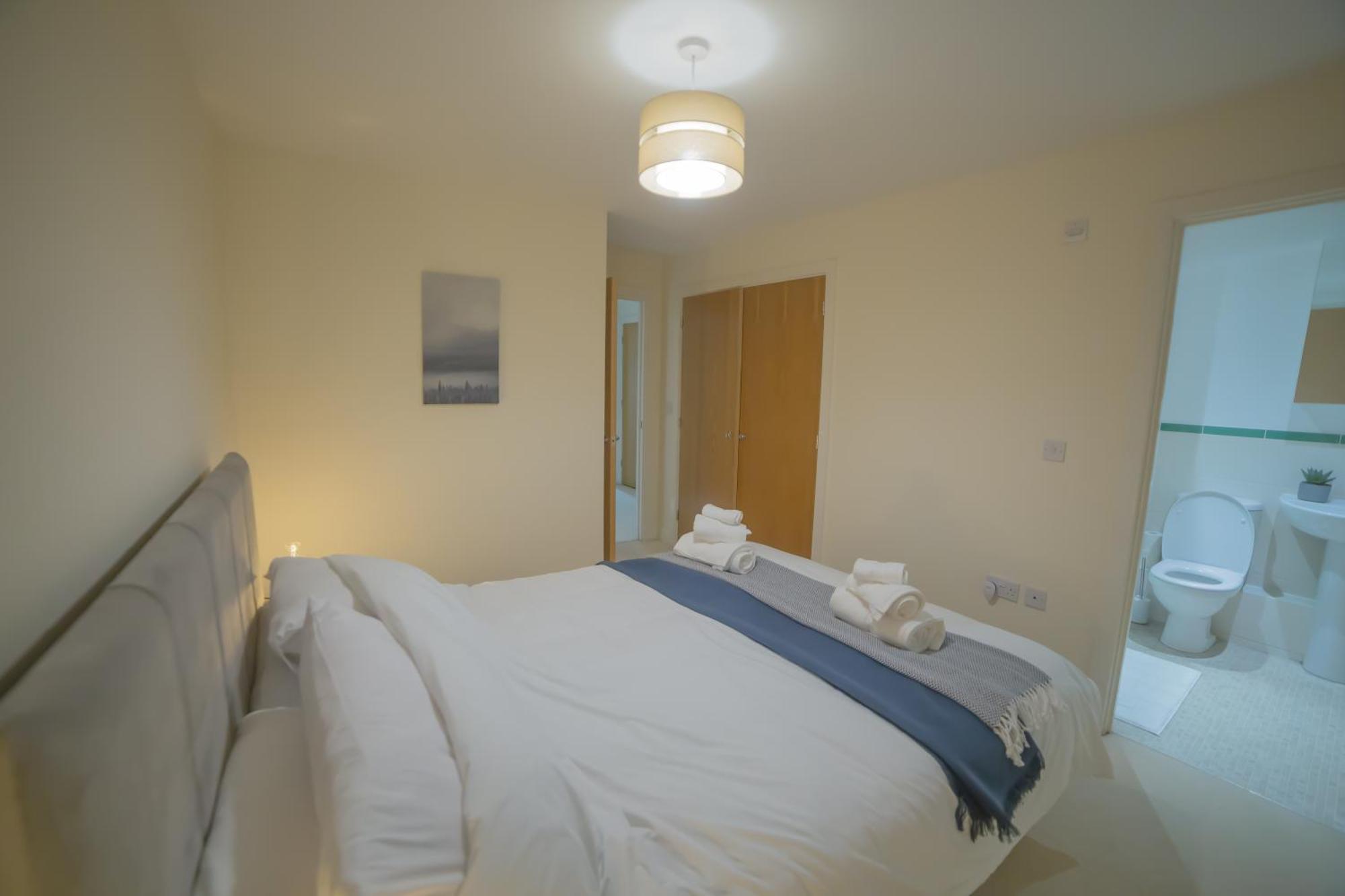 Sleeps9 Parking&Garage 17 Mins To Gatwick, 30 To London Villa Merstham Buitenkant foto