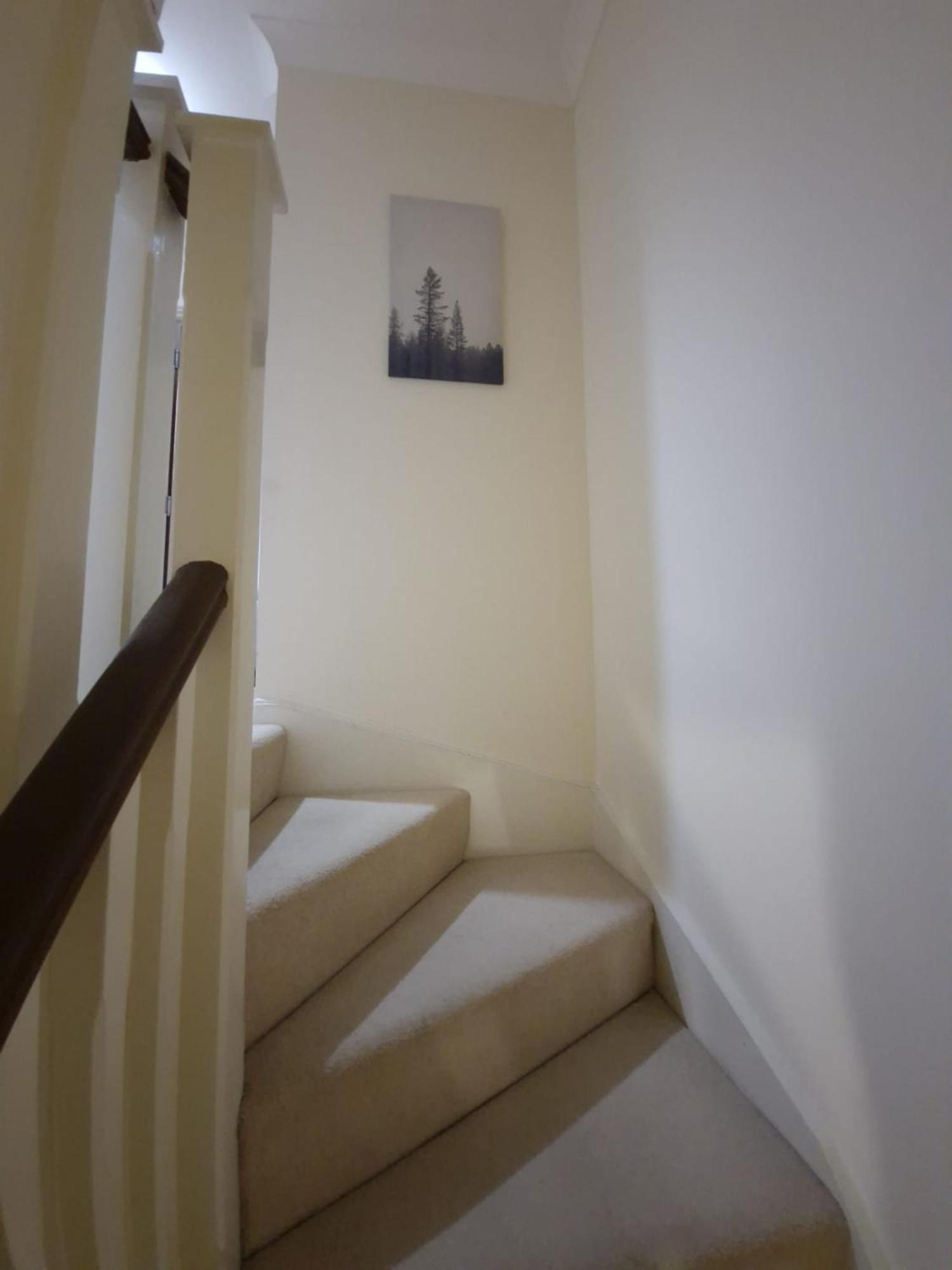 Sleeps9 Parking&Garage 17 Mins To Gatwick, 30 To London Villa Merstham Buitenkant foto
